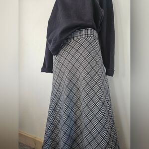 Plaid Long Skirt Lined Black & White Sz. 12  A-line
